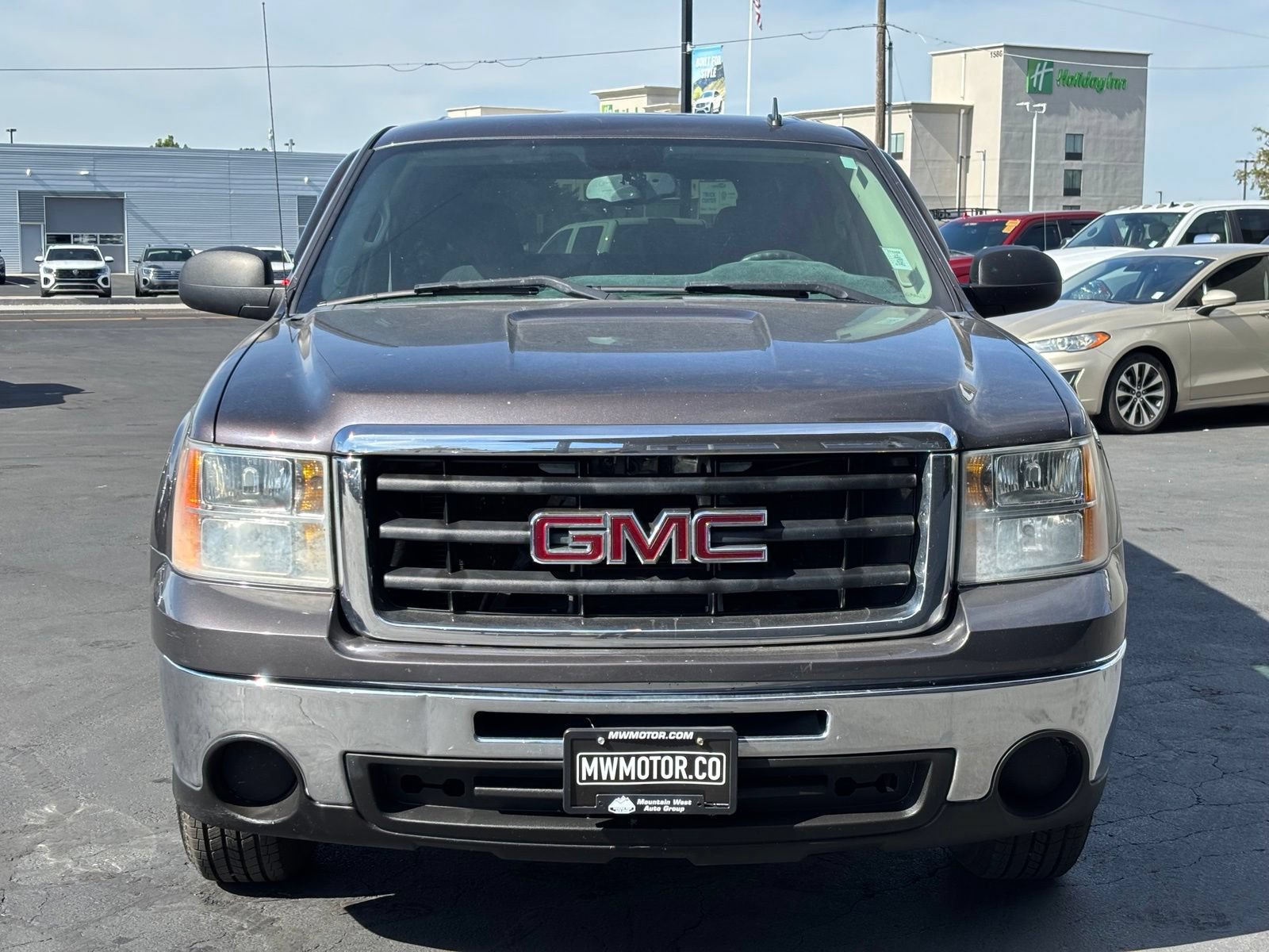 Used 2010 GMC Sierra 1500 SL RWD image 2