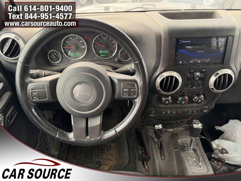 Used 2017 Jeep Wrangler Unlimited Sahara w/ Max Tow Package image 9