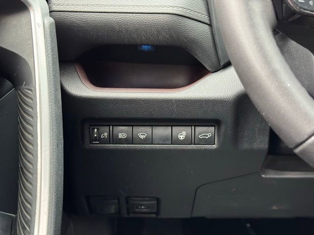 Used 2019 Toyota RAV4 Limited w/ Cold Weather Package image 33