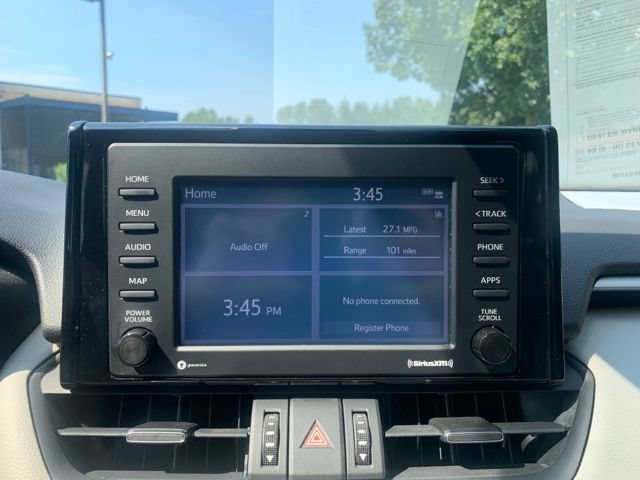 Used 2020 Toyota RAV4 XLE Premium FWD image 16