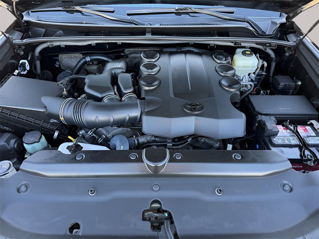 Used 2020 Toyota 4Runner SR5 image 33