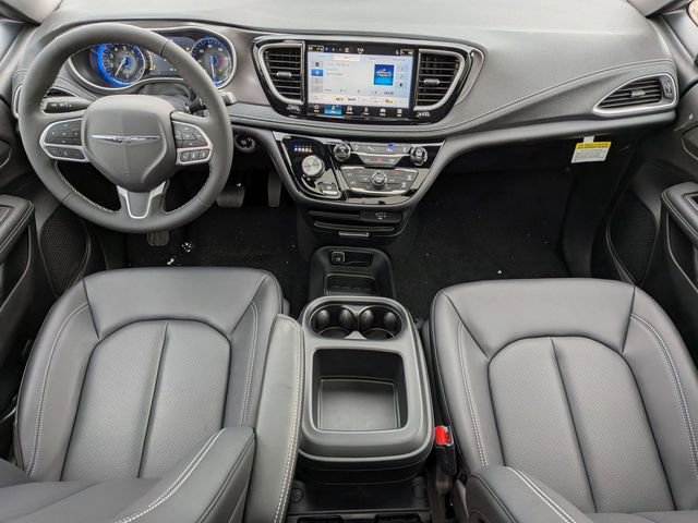New 2026 Chrysler Pacifica Select image 26