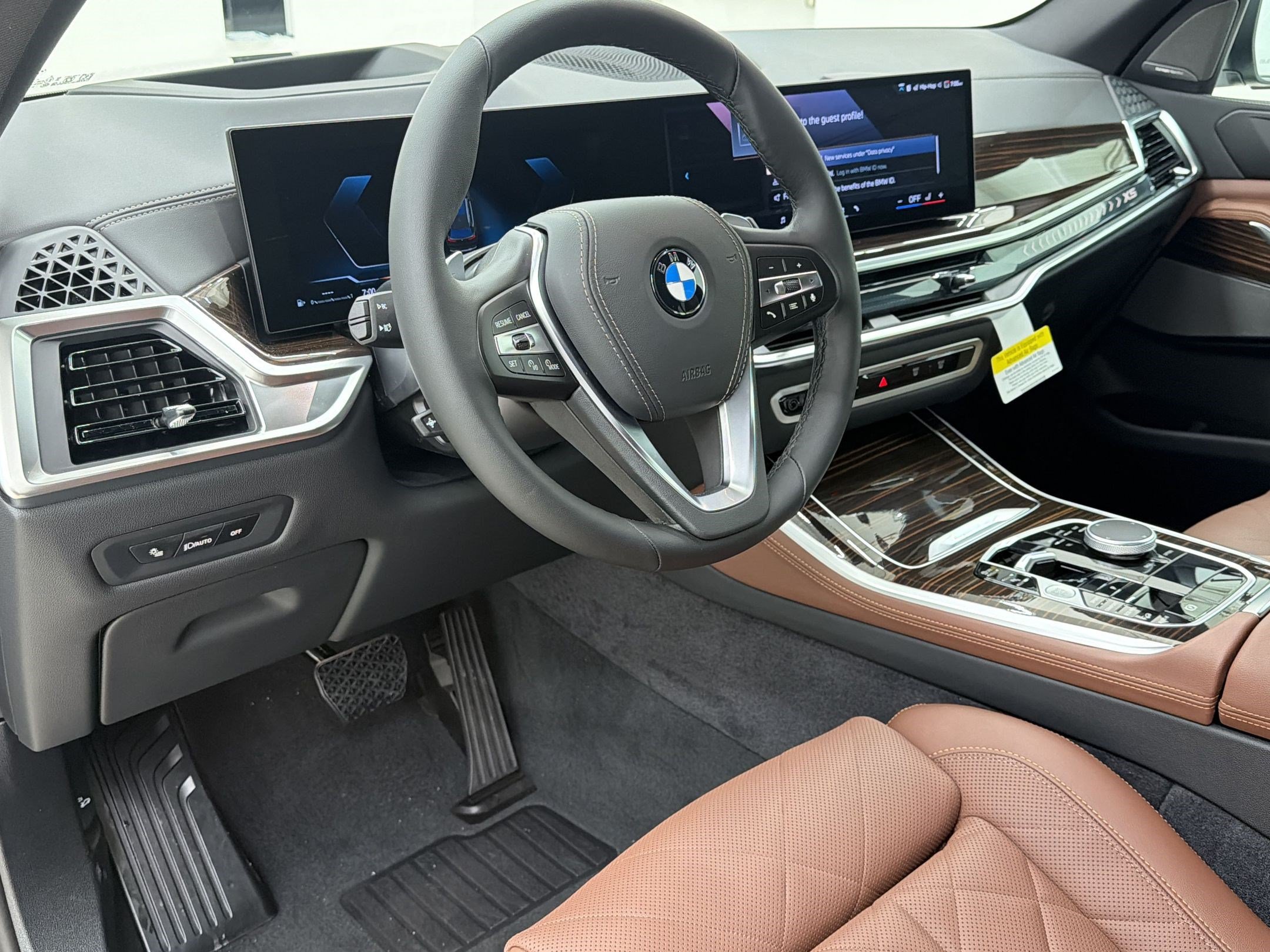 New 2026 BMW X5 xDrive40i w/ Climate Comfort Package AWD/4WD image 4