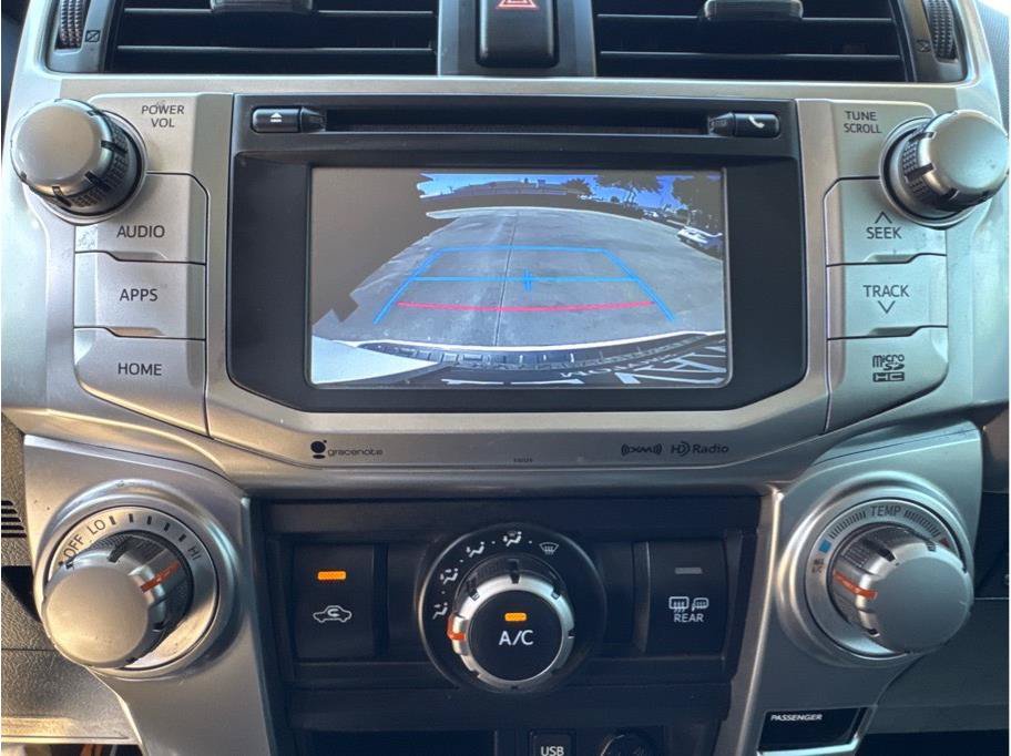 Used 2017 Toyota 4Runner SR5 Premium AWD/4WD image 33