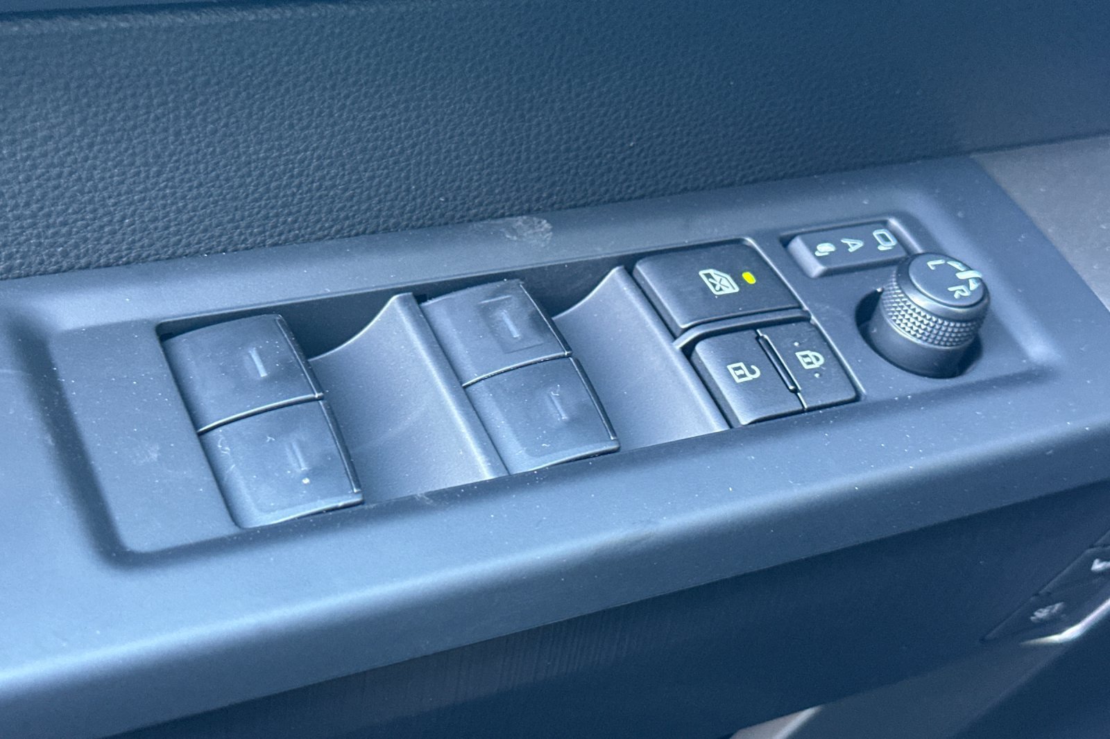 New 2026 Toyota Tundra Platinum AWD/4WD image 12