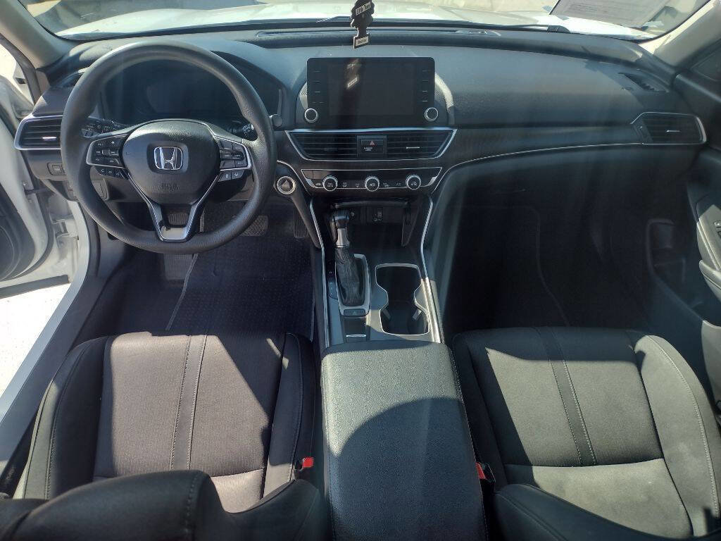 Used 2019 Honda Accord EX image 10