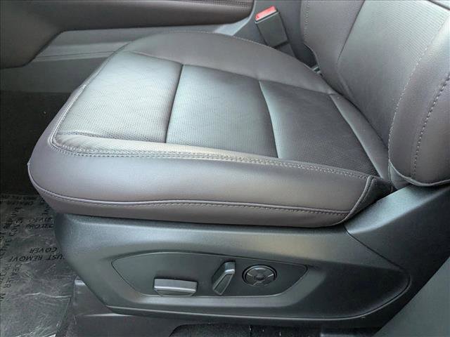 New 2026 Ford Explorer Platinum image 4