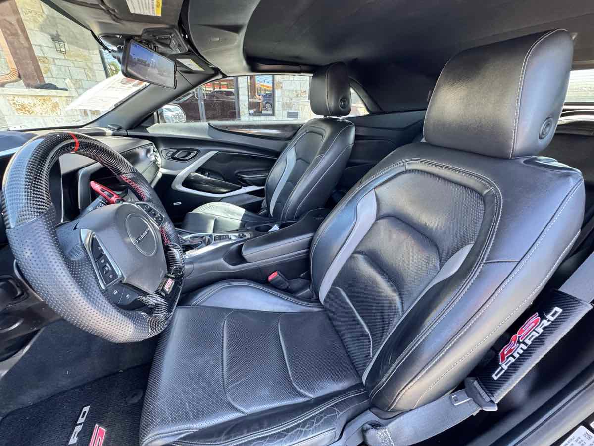 Used 2018 Chevrolet Camaro LT w/ RS Package image 6