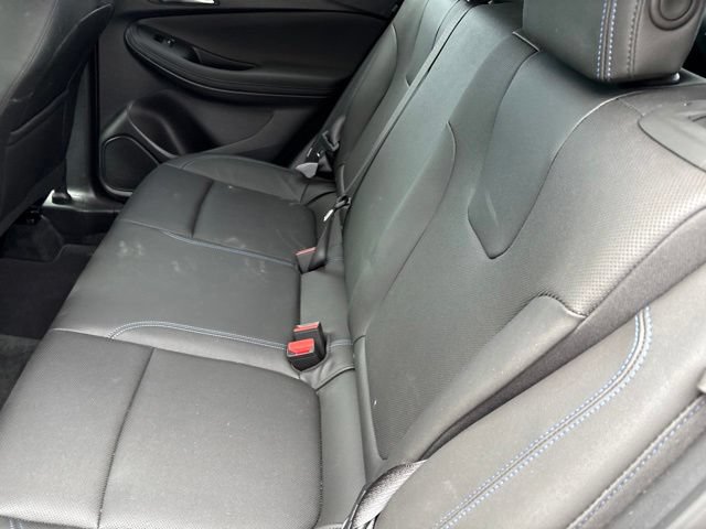 Used 2025 Buick Encore GX Sport Touring AWD/4WD image 10