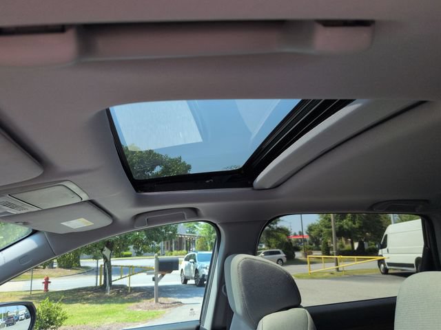 Used 2021 Honda CR-V EX image 16