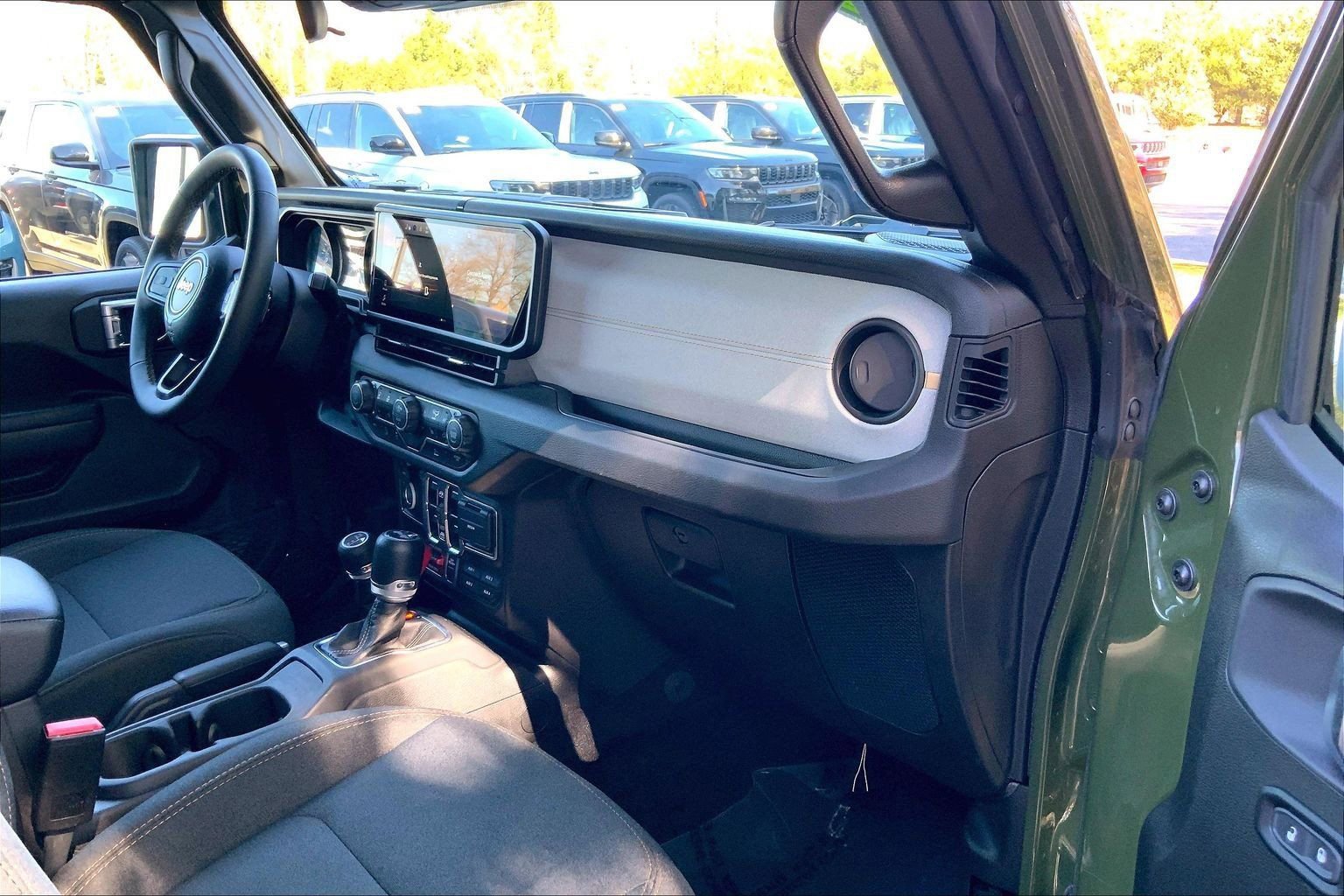 Certified 2024 Jeep Wrangler Willys image 14