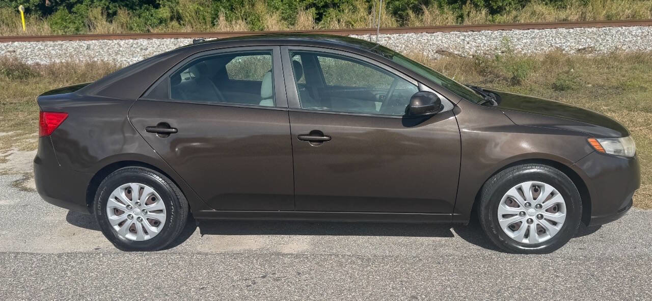 Used 2011 Kia Forte EX image 6