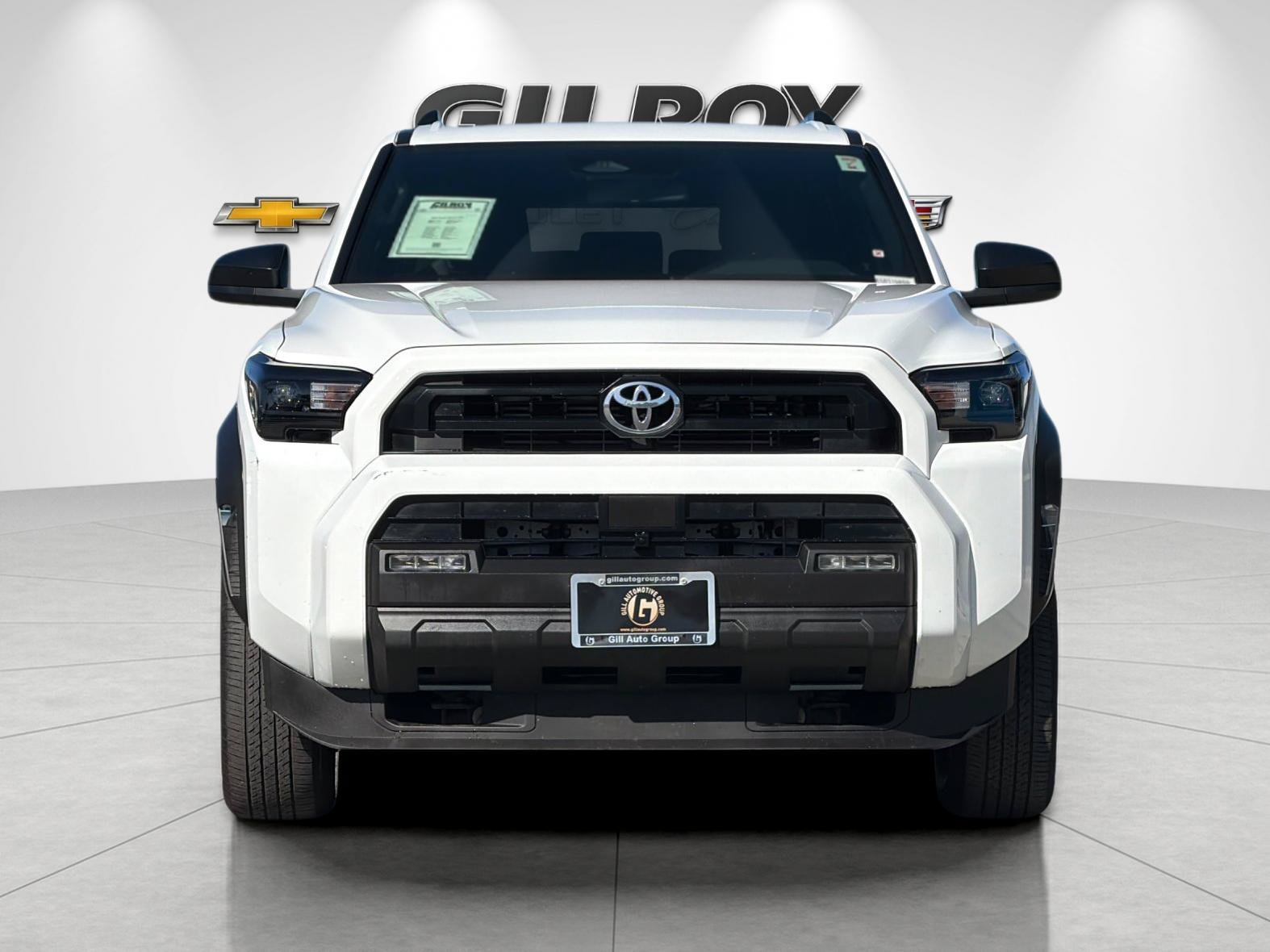 Used 2025 Toyota 4Runner SR5 AWD/4WD image 8