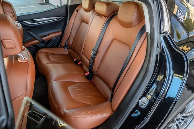 Used 2018 Maserati Ghibli RWD image 44