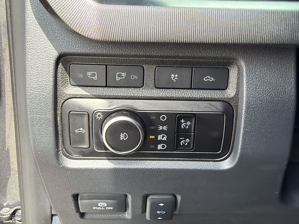 Used 2024 Ford F250 Platinum AWD/4WD image 30