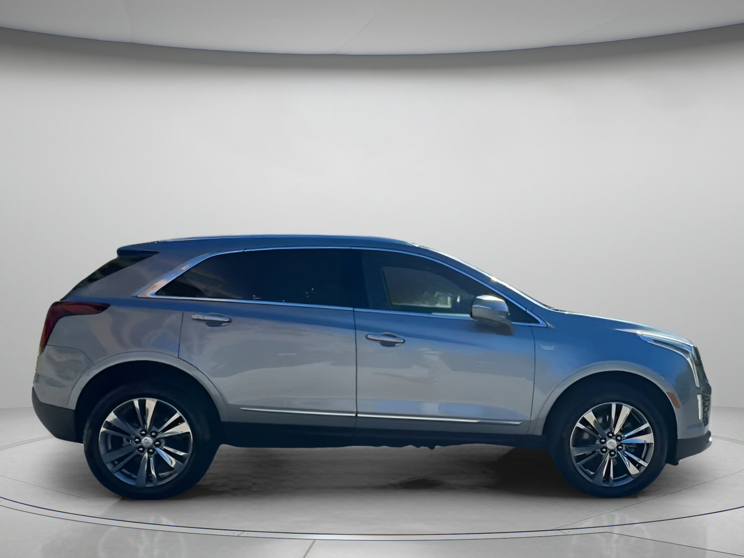 Used 2025 Cadillac XT5 Premium Luxury image 31