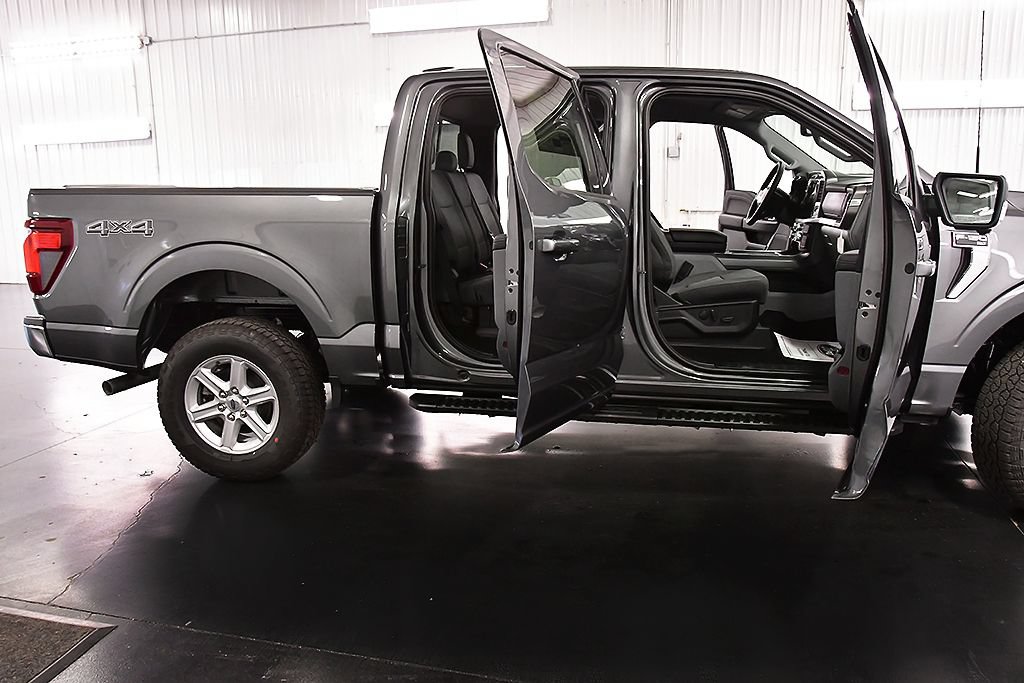New 2026 Ford F150 XLT w/ Equipment Group 302A MID AWD/4WD image 30