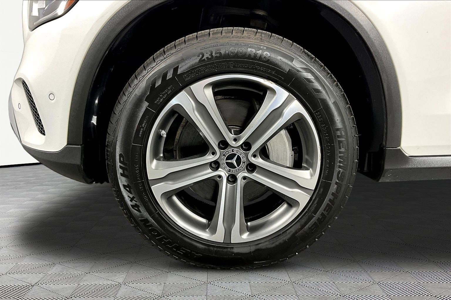 Used 2021 Mercedes-Benz GLC 300 4MATIC image 34