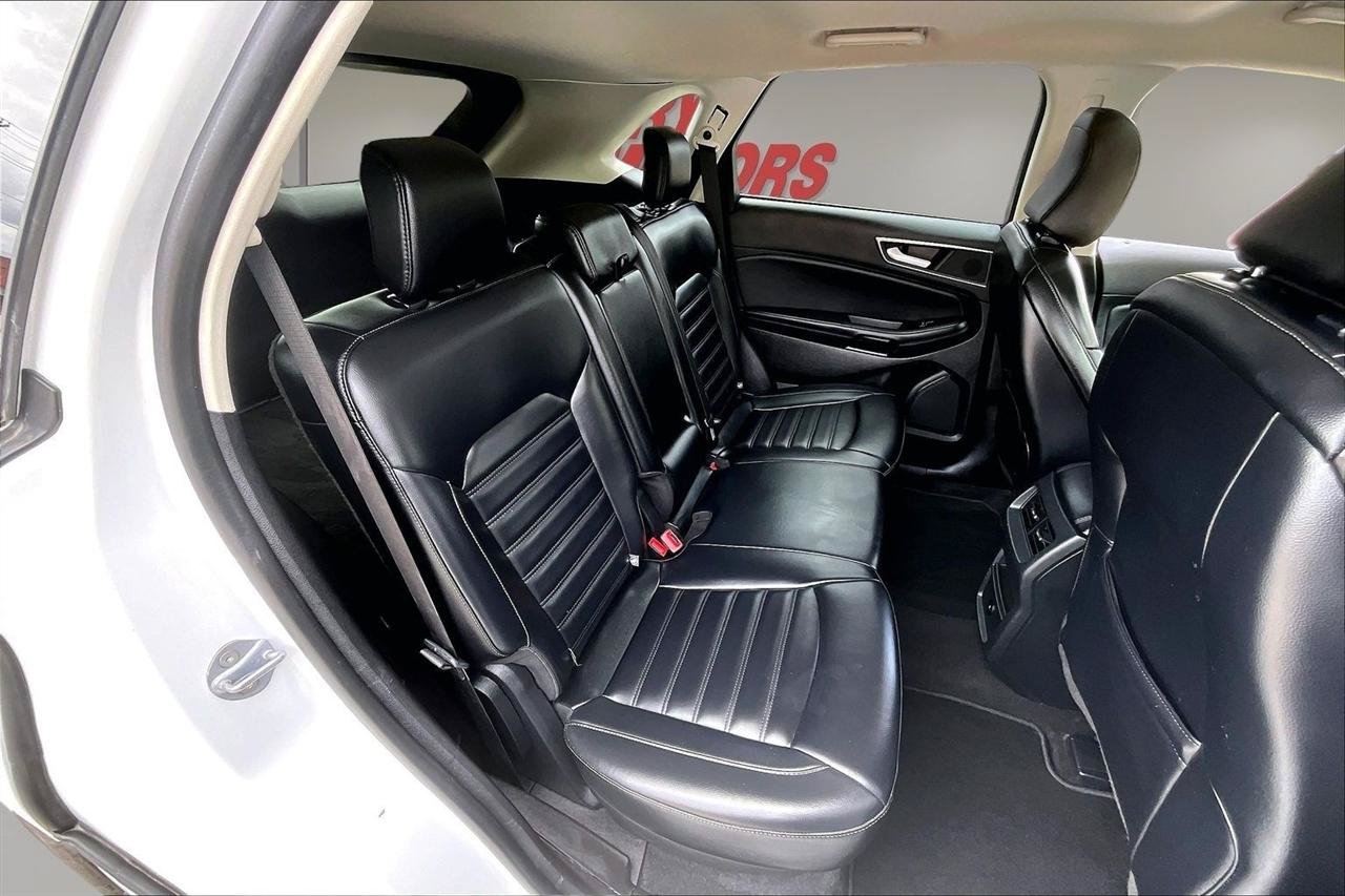 Used 2024 Ford Edge SEL AWD/4WD image 26