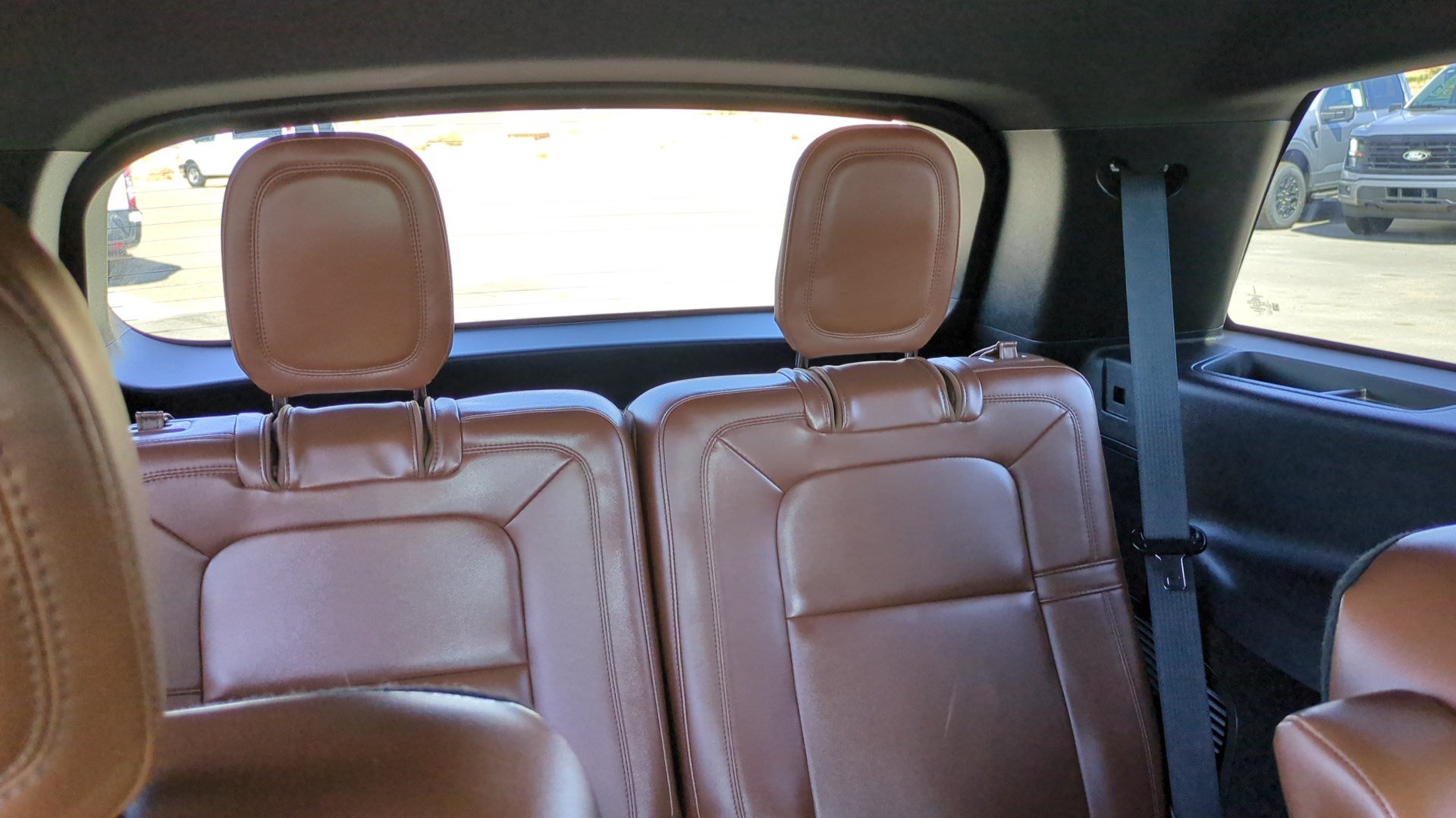 Used 2023 Lincoln Aviator Reserve w/ Equipment Group 201A RWD image 32