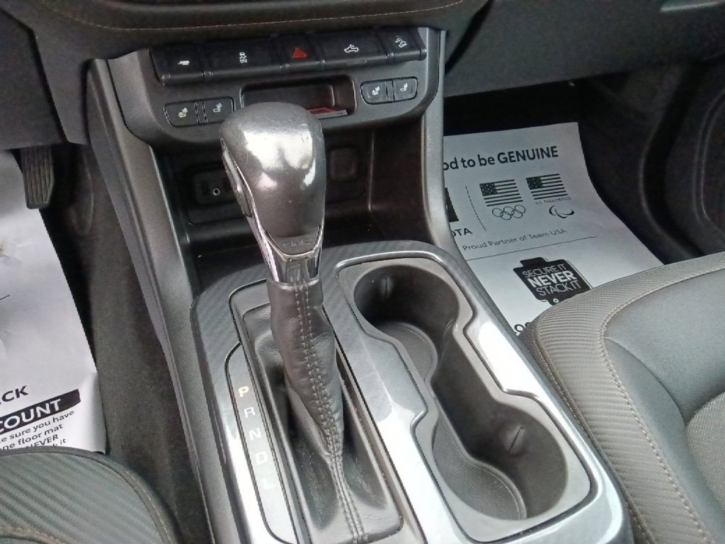 Used 2022 GMC Canyon AT4 w/ Trailering Package image 25