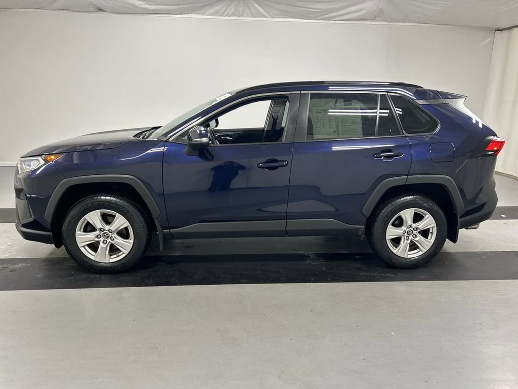Used 2020 Toyota RAV4 XLE w/ Convenience Package AWD/4WD image 6