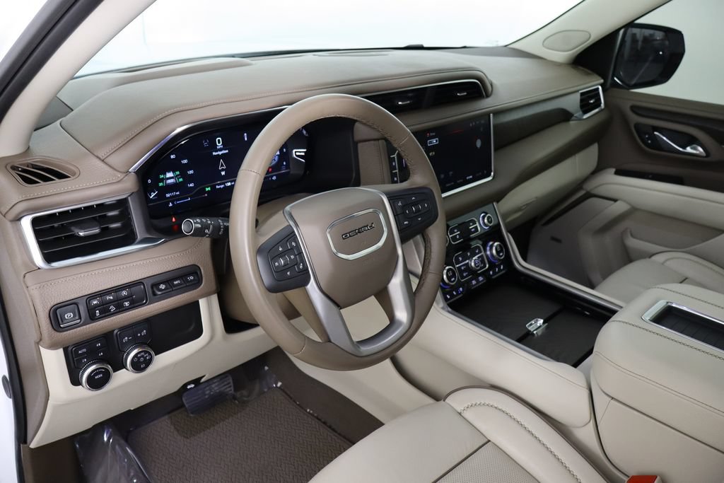 Used 2024 GMC Yukon Denali AWD/4WD image 28