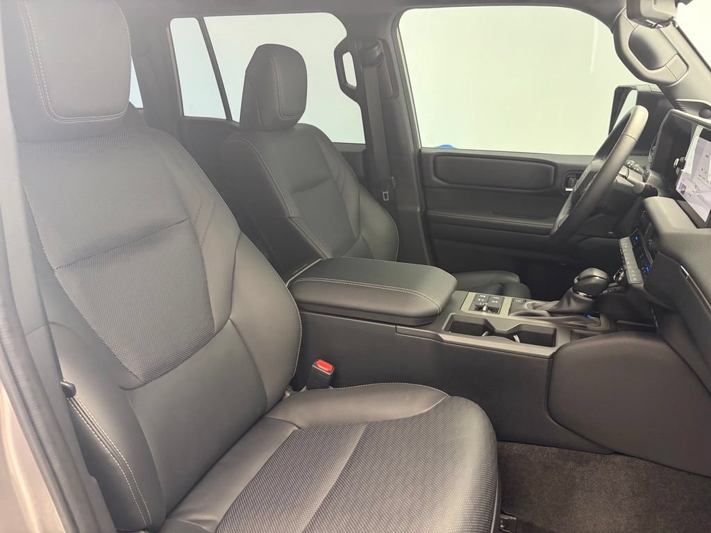 Used 2025 Toyota Land Cruiser w/ Premium Package AWD/4WD image 13