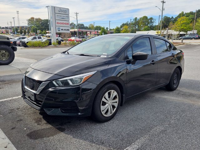 Used 2020 Nissan Versa S FWD image 3