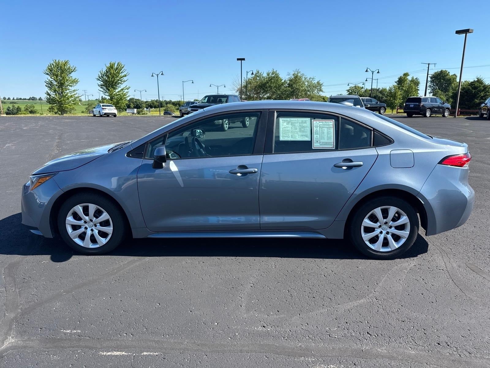 Used 2024 Toyota Corolla LE FWD image 2