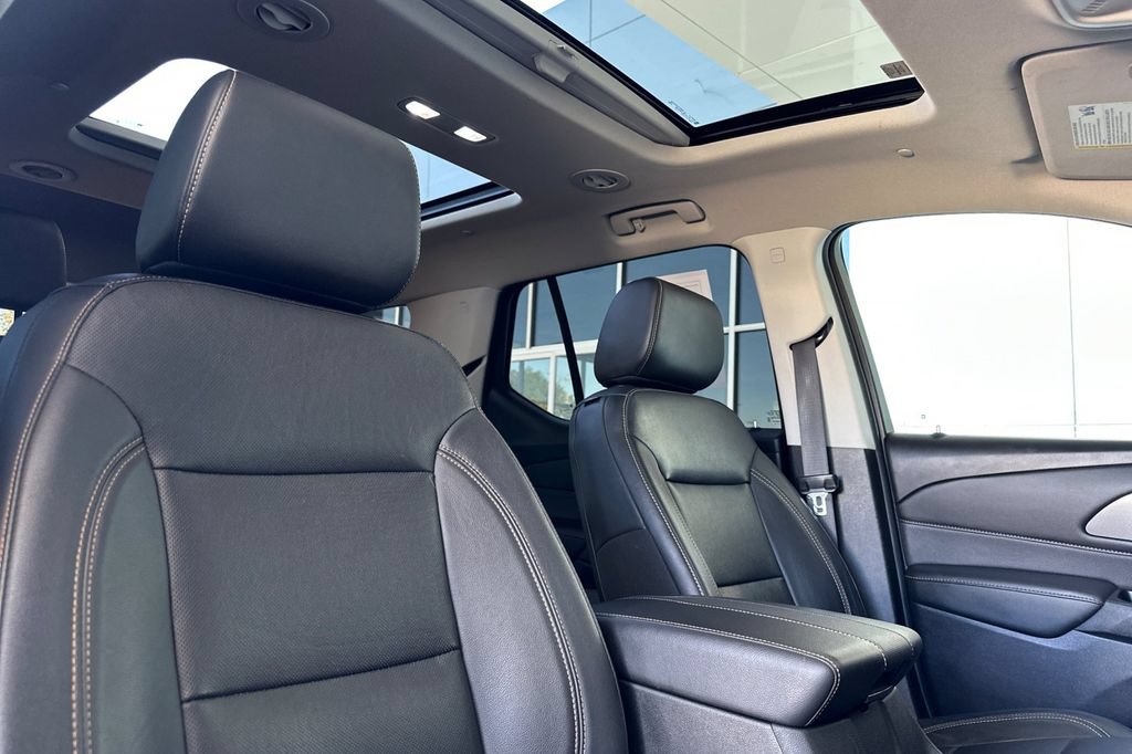 Used 2019 Chevrolet Traverse Premier w/ Redline Edition AWD/4WD image 21