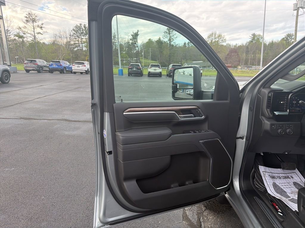 New 2026 Chevrolet Silverado 2500 LT image 30