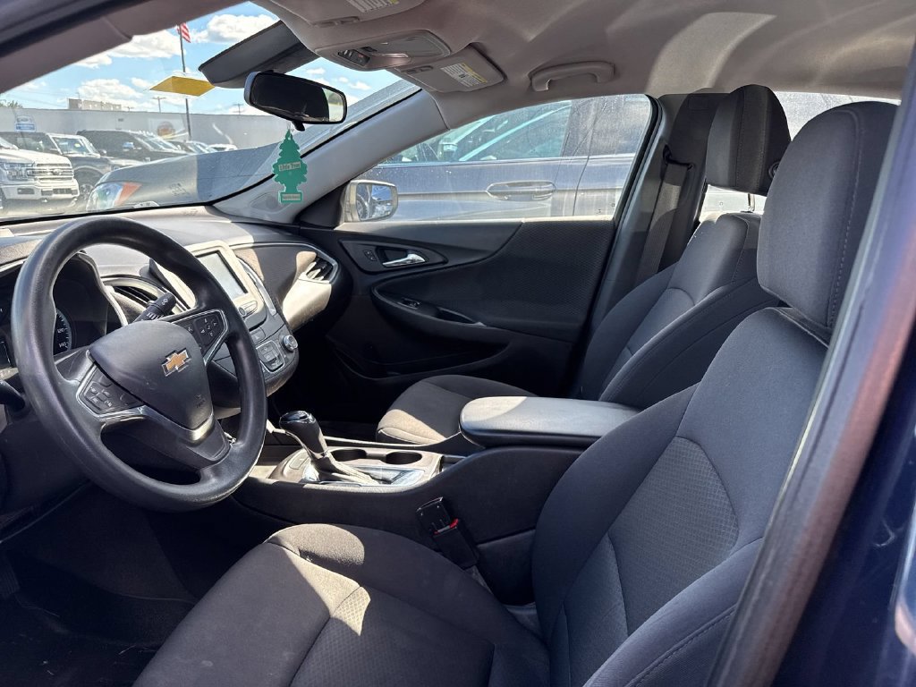 Used 2016 Chevrolet Malibu LS FWD image 11