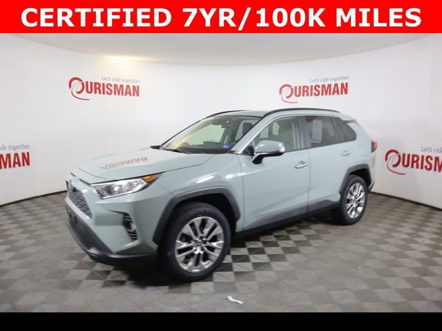 Used 2020 Toyota RAV4 XLE Premium image 5