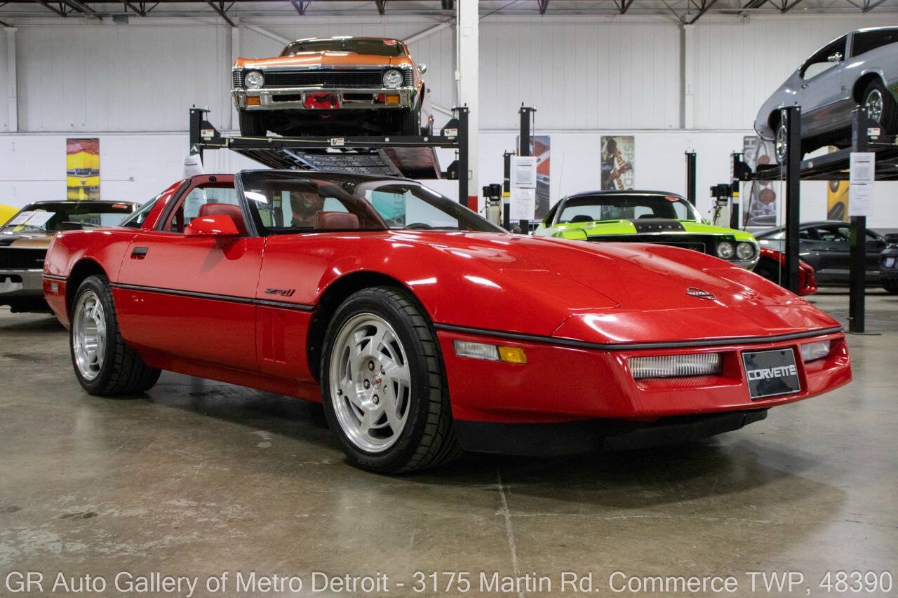 Used 1990 Chevrolet Corvette ZR-1 RWD image 11