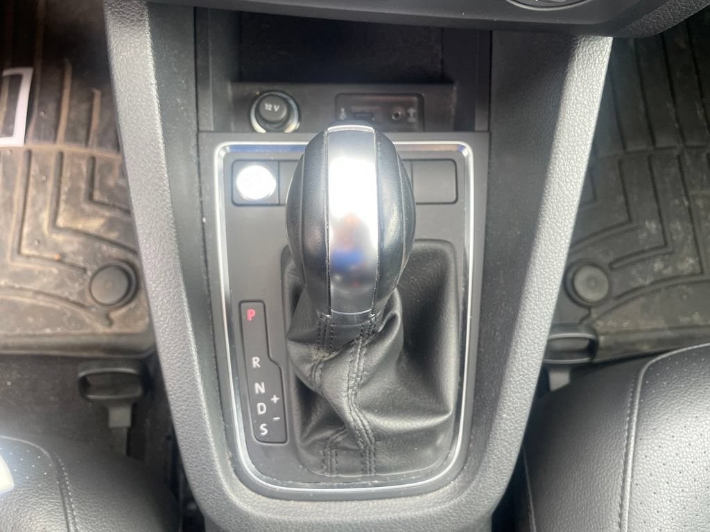 Used 2017 Volkswagen Jetta SE FWD image 18
