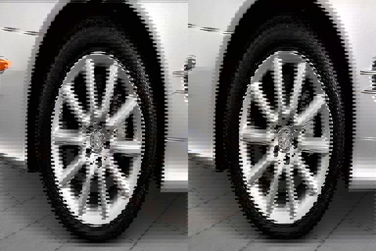 Used 2007 Mercedes-Benz SL 550 image 11