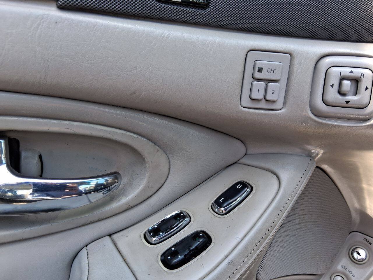Used 1998 Lincoln Mark VIII LSC RWD image 15