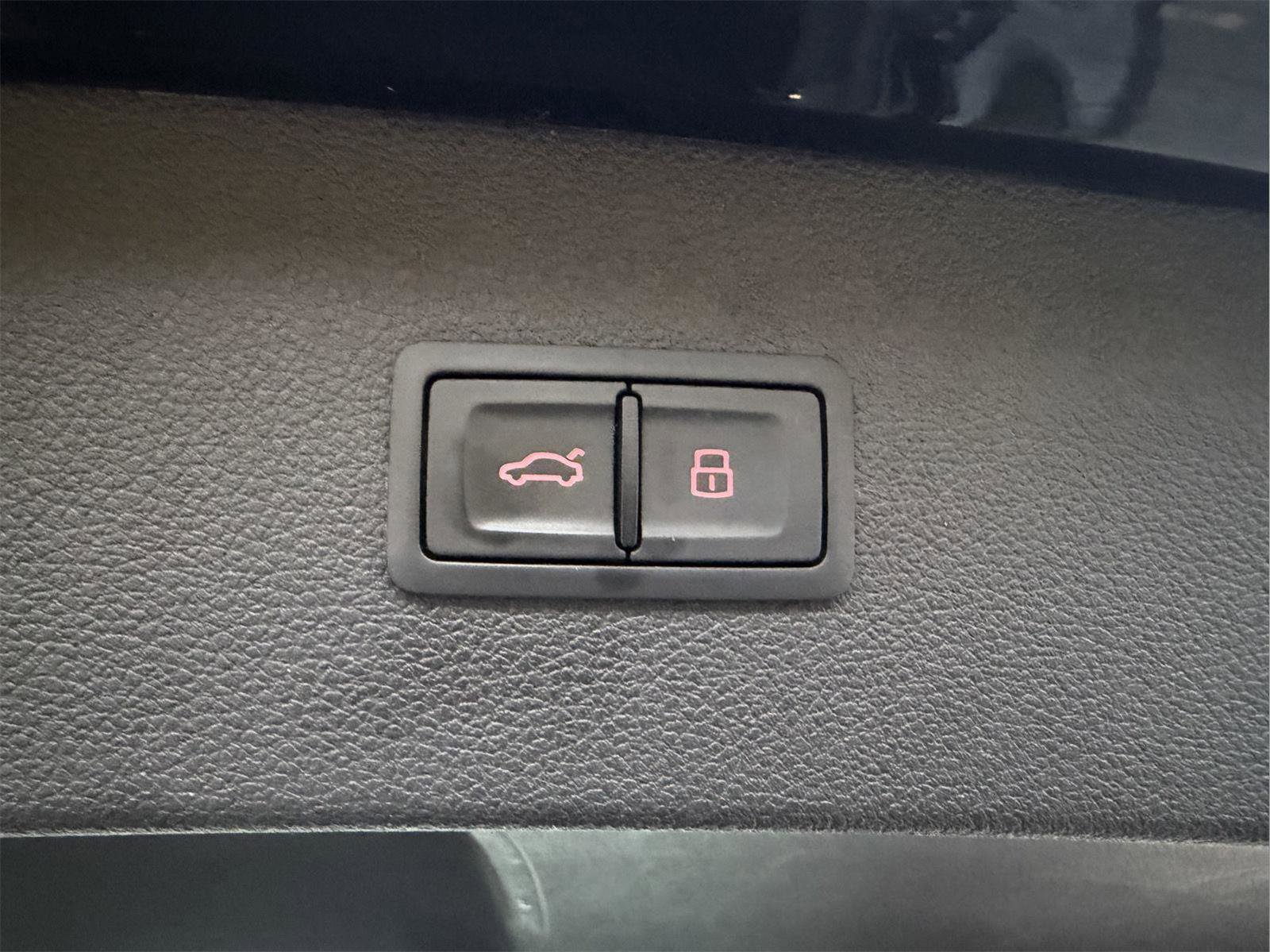 Used 2017 Audi RS 7 Prestige image 41