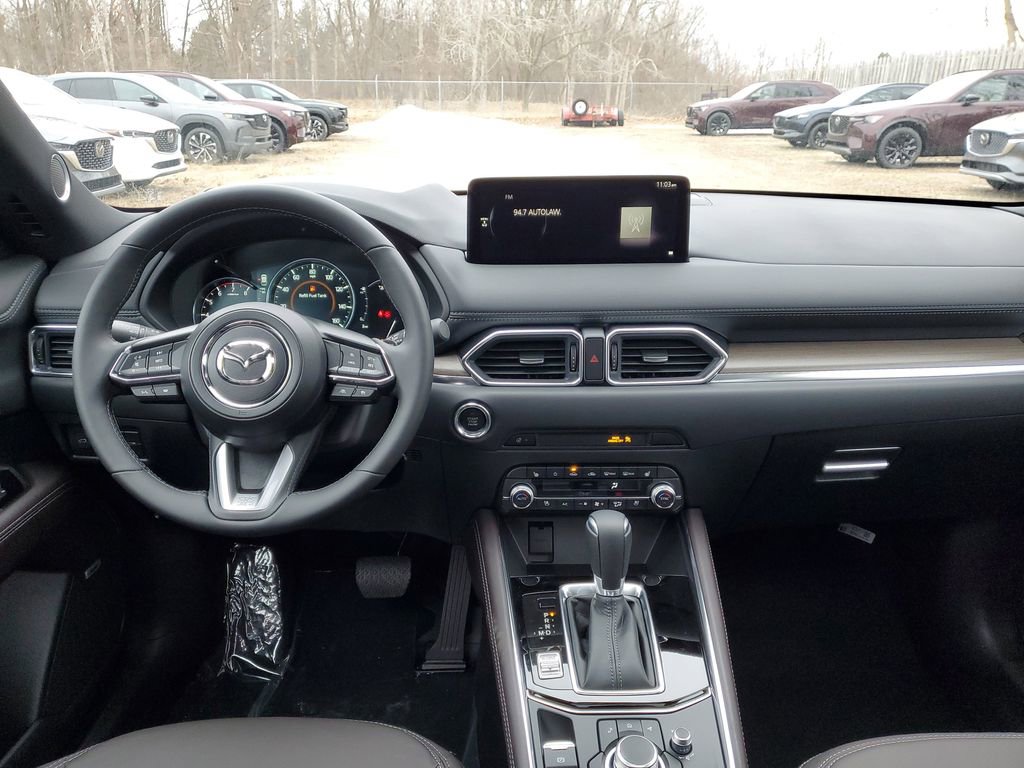 New 2025 MAZDA CX-5 Signature AWD/4WD image 15