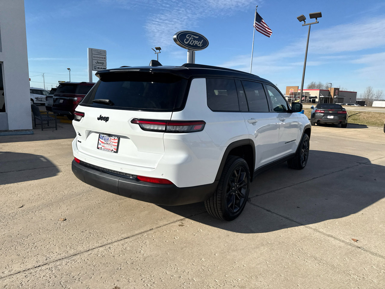 New 2025 Jeep Grand Cherokee L Limited image 7