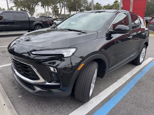 Used 2024 Buick Encore GX Preferred image 1