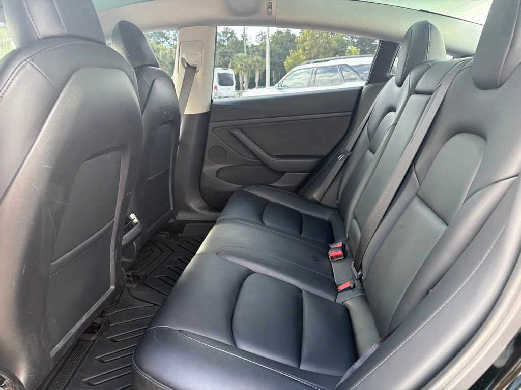 Used 2021 Tesla Model 3 Standard Range Plus RWD image 18