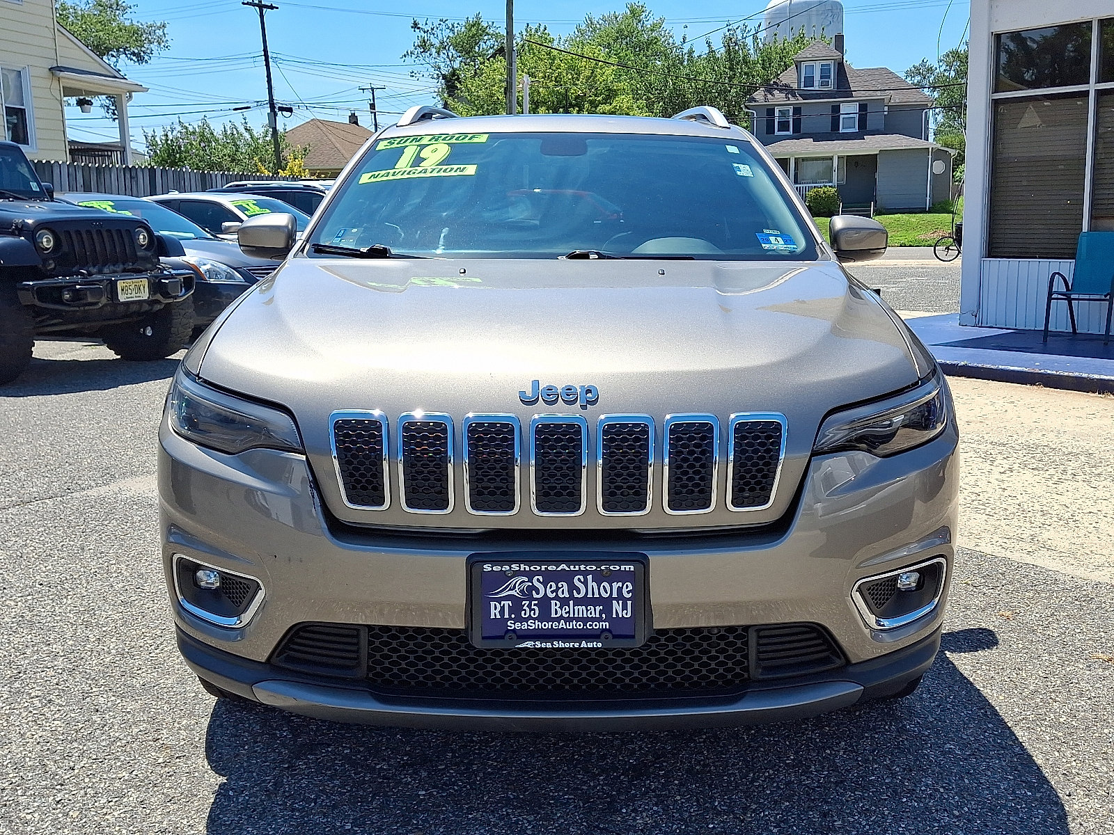 Used 2019 Jeep Cherokee Limited image 2