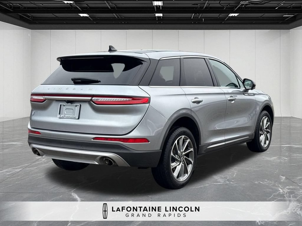 Certified 2024 Lincoln Corsair AWD w/ Equipment Group 101A image 5