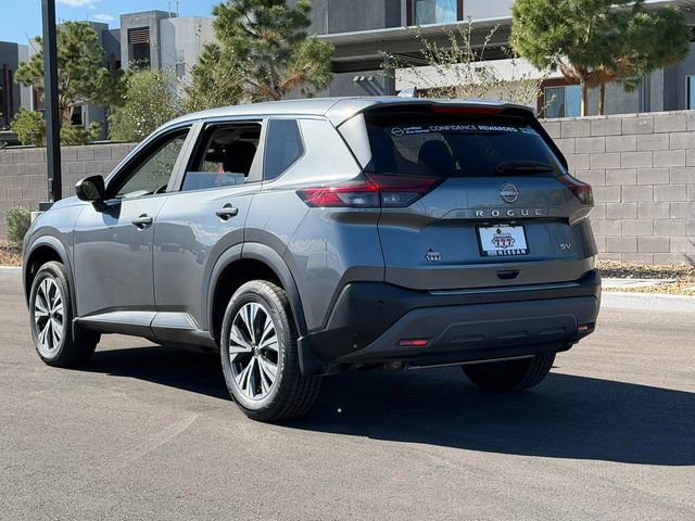 Certified 2023 Nissan Rogue SV image 3