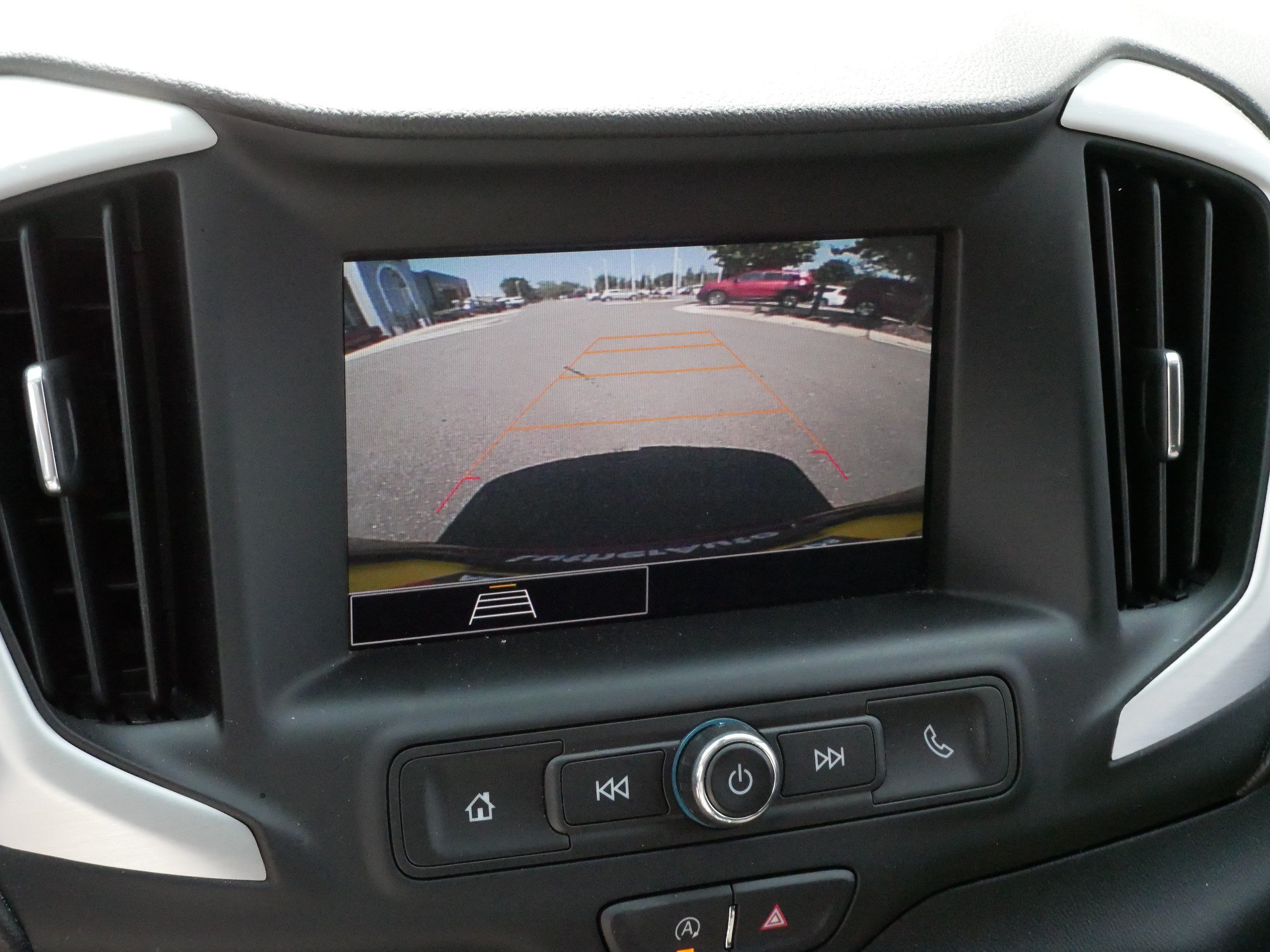 Used 2024 GMC Terrain SLE w/ Driver Convenience Package AWD/4WD image 30