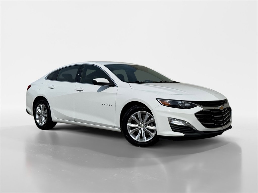 Used 2022 Chevrolet Malibu LT image 1