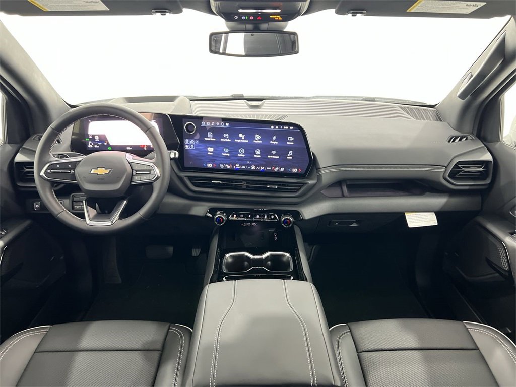 New 2025 Chevrolet Silverado EV LT image 17
