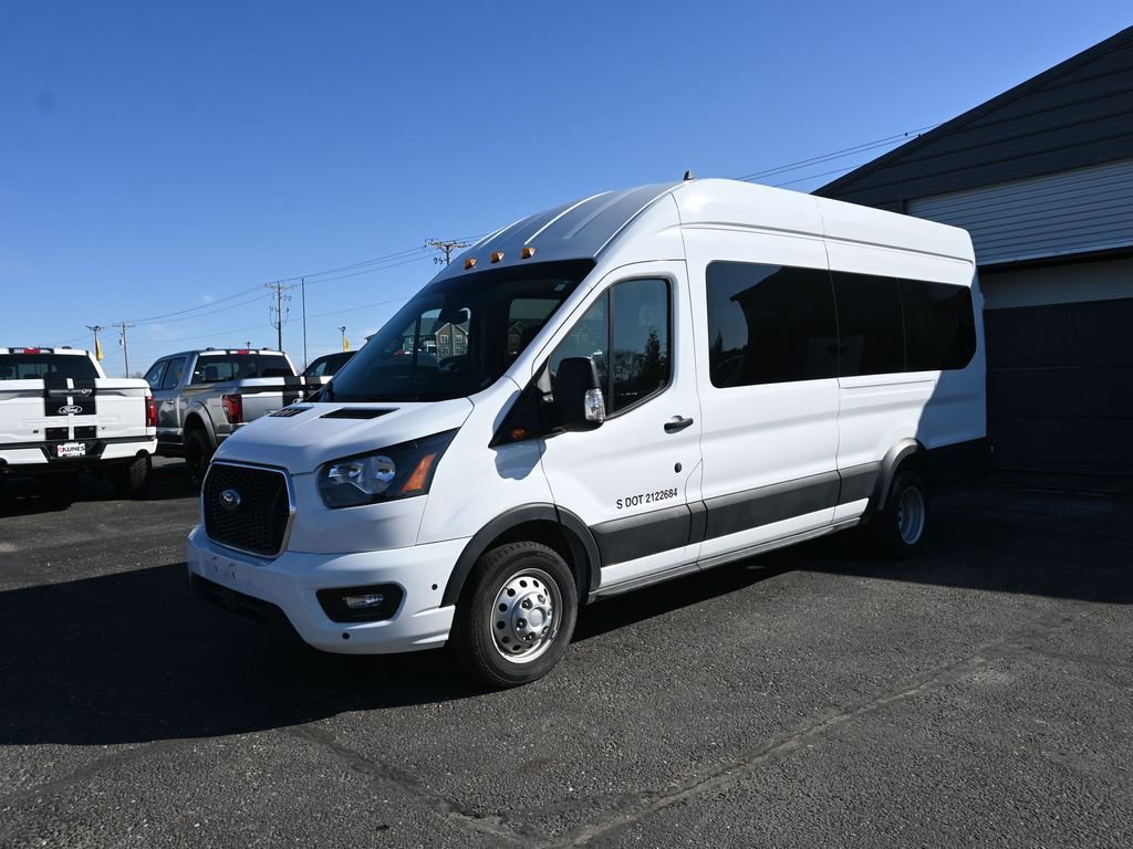 Used 2024 Ford Transit 350 XLT image 4